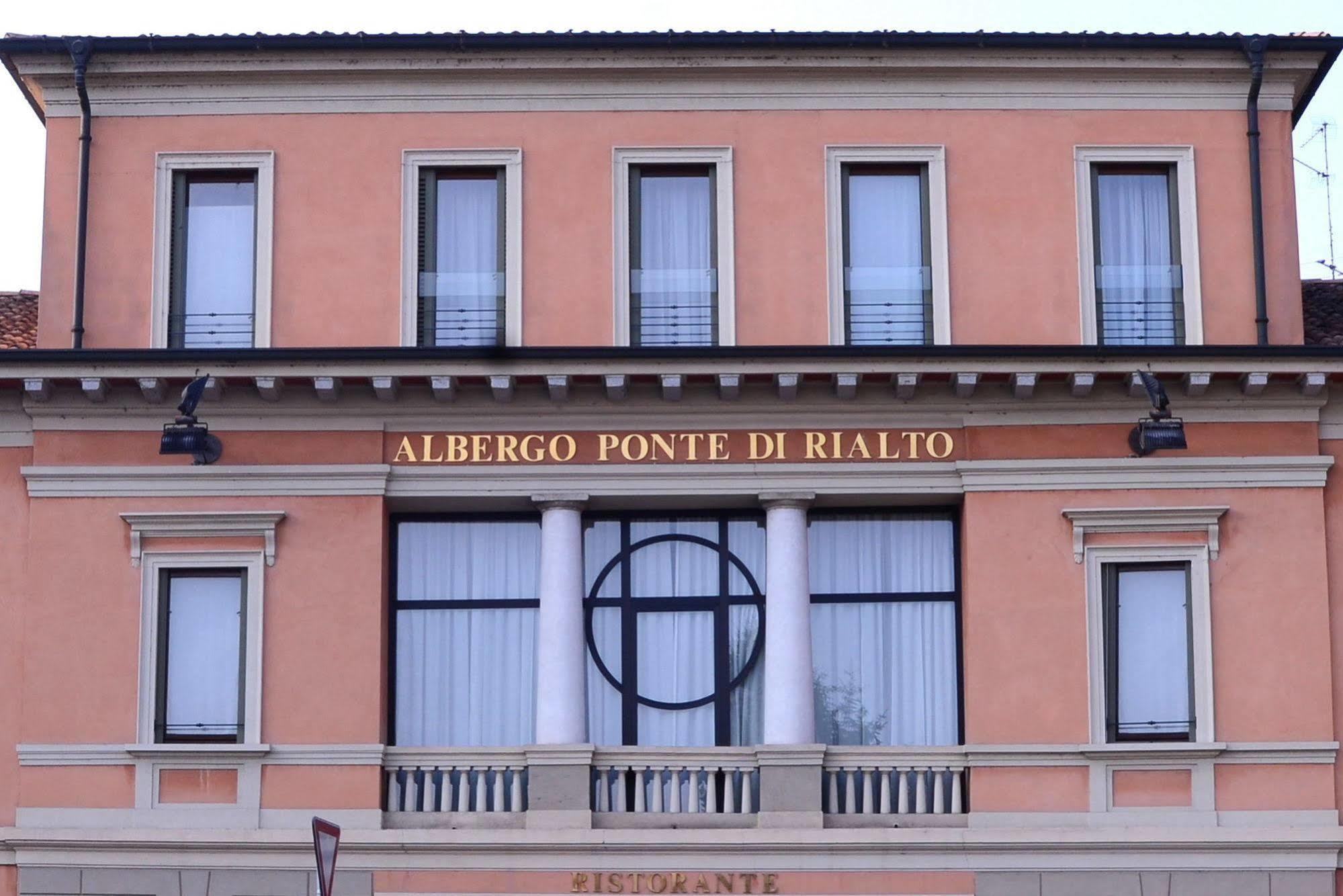 Hotel Ponte Di Rialto Crema Exterior photo
